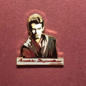 Rare Anakin Skywalker Star Wars Disney pin 2002